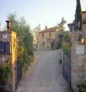 Le Querciole Del Chianti Country house