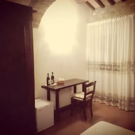 Le Querciole Del Chianti Country house *